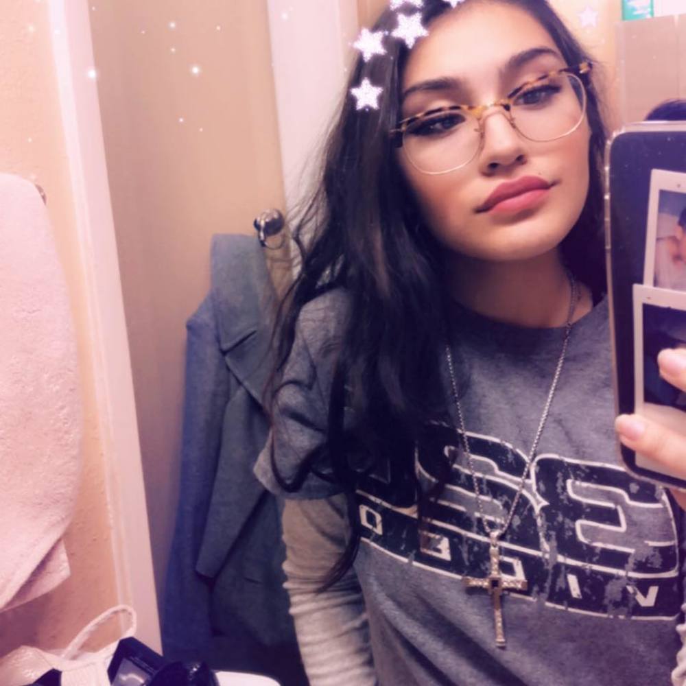 Meet your Posher, Jesika